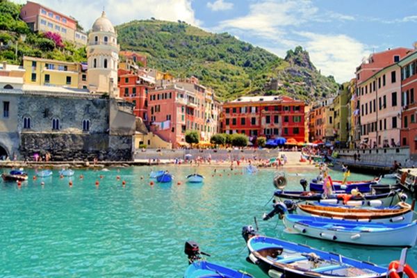 Colorful harbor at Vernazza, Cinque Terre, Italy